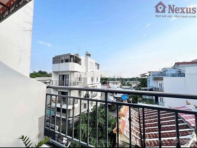 STUDIO BAN CÔNG FULL NỘI THẤT, MÁY GIẶT RIÊNG GẦN CẦU CHỮ Y