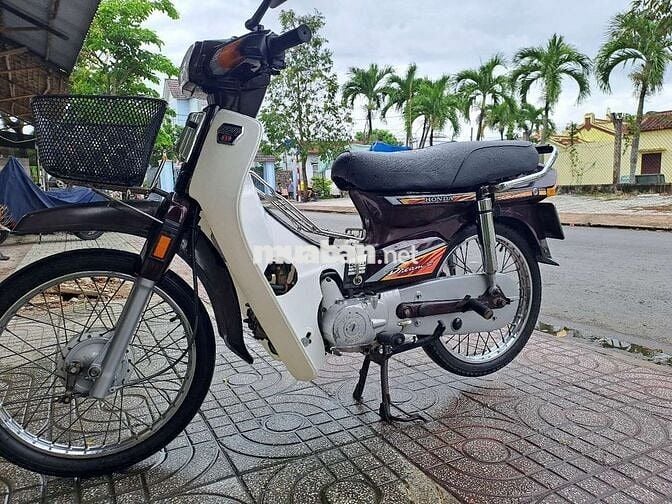 Dổi xe mới cần bán lại dream sanda bos