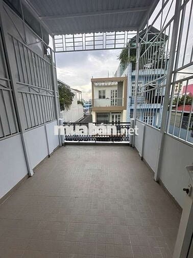 Nhà Hẻm ô tô đường Tám Danh - Nhỉnh 5 Tỷ