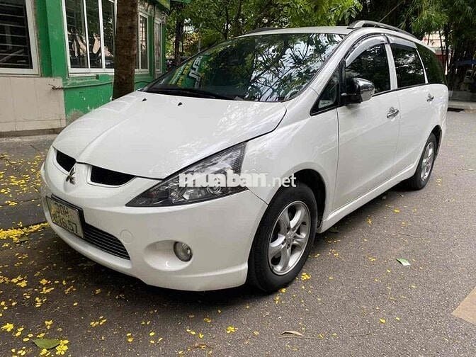 Bán Mitsubishi Grandis 7chỗ stđ trắng đẹp