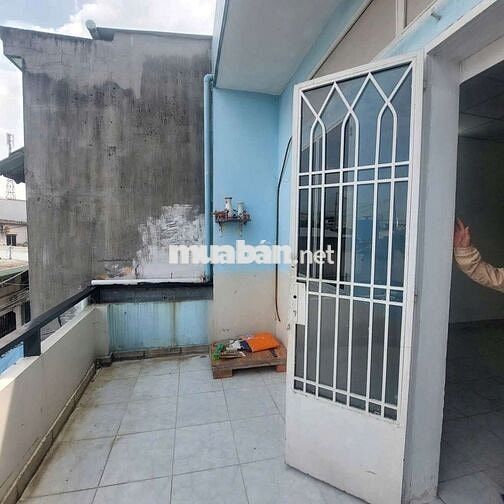 Nhà sạch sẽ 4x12 ,2pn ,2wc ,hẻm 3m thông Tân Thới Nhất 10