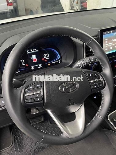 VENUE PREMIUM TURBO DK 2025 chay 7 NGHÌN CÂY