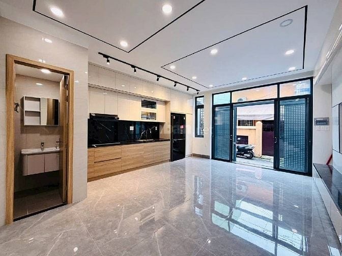 P. Gò Vấp (P17, GV) - Nhà Đẹp vô ở ngay Dt 42m2 x 4 Tầng. Chỉ nhỉnh 6 