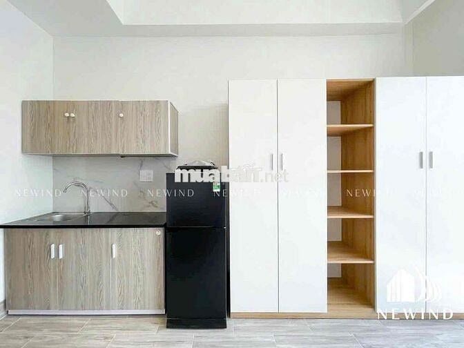 CĂN HỘ CÓ BAN CÔNG SIÊU THOÁNG MÁT , GẦN TRƯỜNG ĐẠI HỌC TDTU , ĐH RMIT