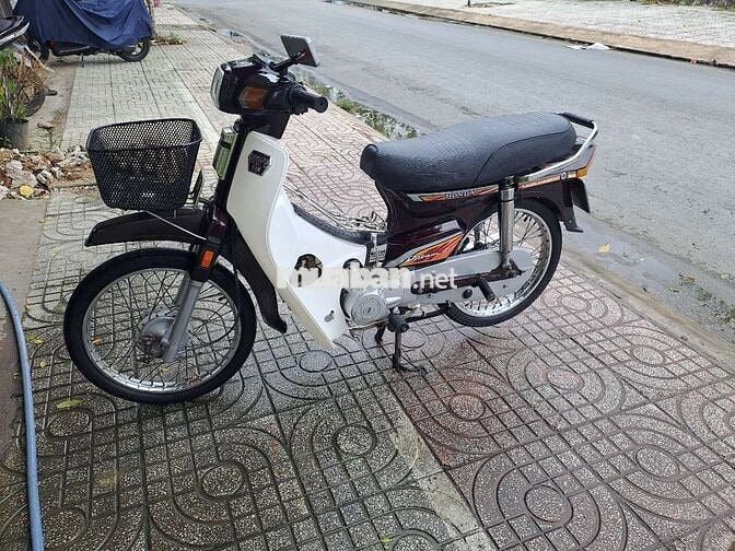 Dổi xe mới cần bán lại dream sanda bos