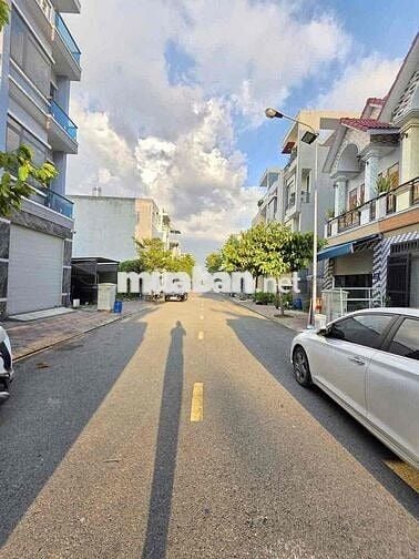 BÁN NHÀ HOÀN CÔNG 79,4M2 PHÚ HỒNG THỊNH IX, ĐÔNG HOÀ, TP HỒ CHÍ MINH