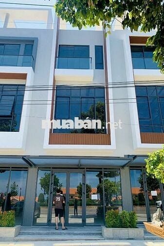 Chính chủ cần bán nhà mặt tiền Võ NGuyên Giáp. Giá rẻ vô địch