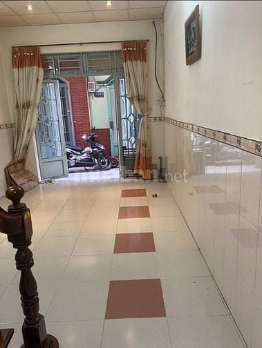 Cho Thuê Nhà Nguyên Căn : phường Bảy Hiền, Tp.HCM. dt:3,3x8,5m 1 lầu