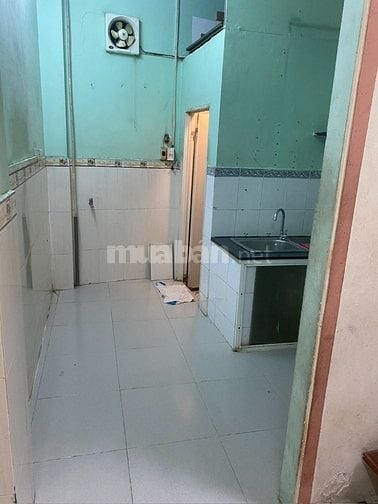 Cho Thuê Nhà Nguyên Căn : phường Bảy Hiền, Tp.HCM. dt:3,3x8,5m 1 lầu