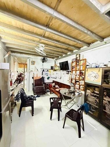 TÂY THẠNH - 31M2 ( 3,1 X 11) - Sổ Hồng chính chủ - Vuông Vức - Chỉ 3,2