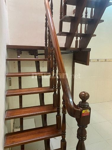 Cho Thuê Nhà Nguyên Căn : phường Bảy Hiền, Tp.HCM. dt:3,3x8,5m 1 lầu