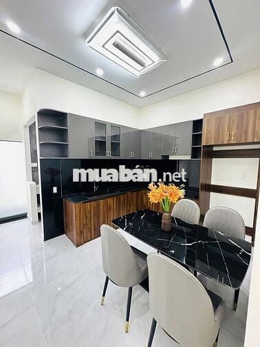 Chú Hải kẹt tiền bán nhà mới xây Nguyễn Thị Lắng-Củ Chi(141m2), 930tr