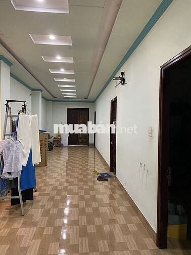 Cho Thuê Nhà Trệt 2 Lầu Mặt Tiền 7,5M Trần Hoàng Na (cũ) Đông Đúc