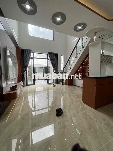 NHỈNH 4 TỶ NHÀ ĐẸP XỊN FULL NỘI THẤT XUÂN THỚI THƯỢNG 100m2 Ô TÔ ĐẬU S