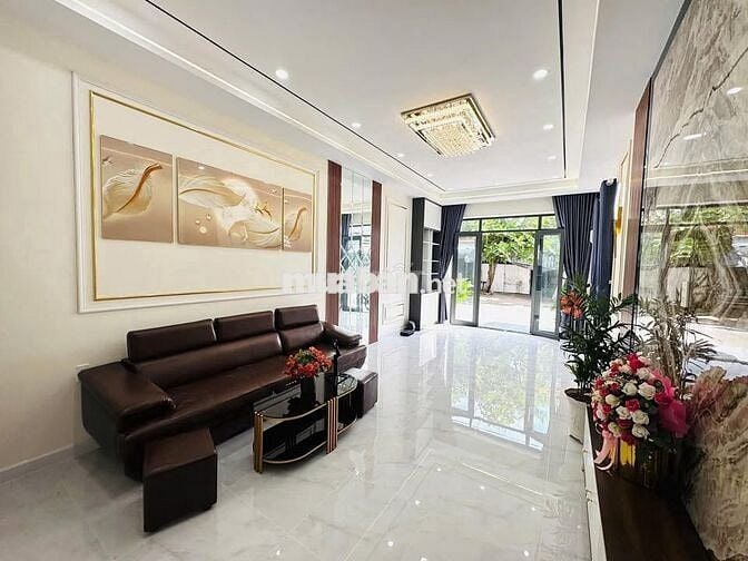 Chú Hải kẹt tiền bán nhà mới xây Nguyễn Thị Lắng-Củ Chi(141m2), 930tr