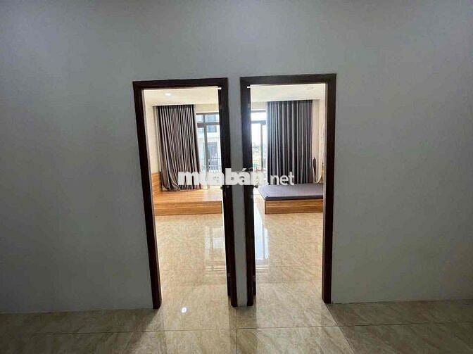 CHO THUÊ 2PN TÁCH BẾP FULL NỘI THẤT- 2 BANCOL NGAY CHỢ HẠNH THÔNG TÂY