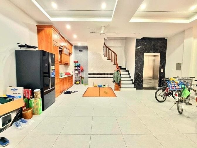 Bán nhà chính chủ phân lô Văn Quán 55m2 7 tầng chỉ 18 tỷ9