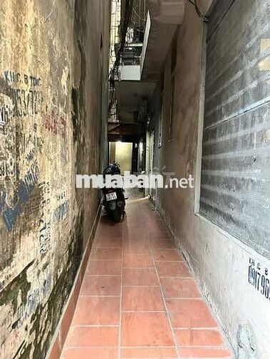 Đội Cấn 27m² 5T 4PN 8.8 Tỷ Ba Đình – TRUNG TÂM, VÀI BƯỚC RA PHỐ