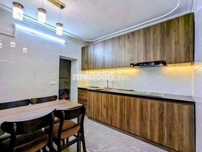 Tập thể Kim Mã – GTVT1 32.6/55m² T1 5.8 Tỷ Ba Đình – NHÀ ĐẸP FULL ĐỒ