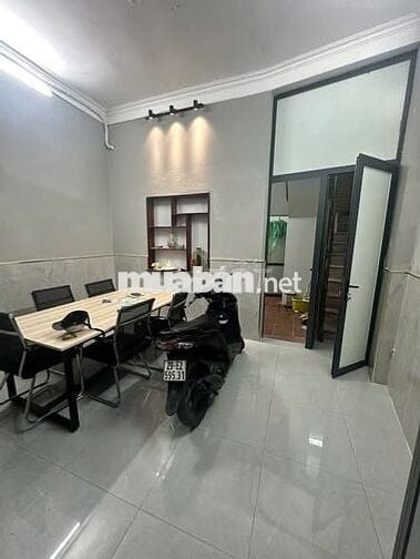 Đội Cấn 27m² 5T 4PN 8.8 Tỷ Ba Đình – TRUNG TÂM, VÀI BƯỚC RA PHỐ