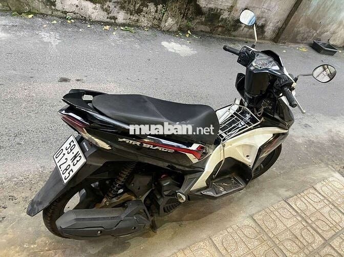Bán xe Honda Air Blade dán keo nguyên chiếc