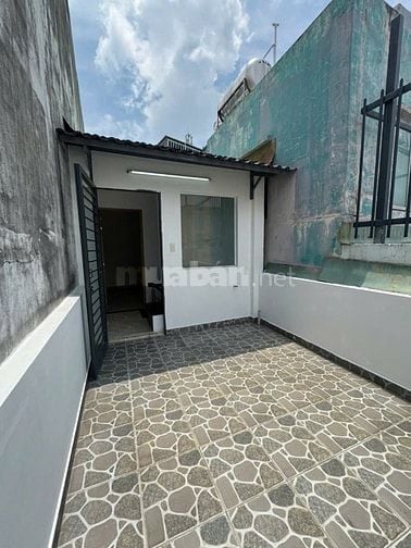 4,18 tỷ  Nhà 2 lầu sân thượng trước hưng phú p9q8 3pn nhà đẹp hẻm 3m