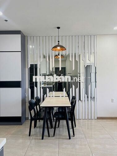 Chỉ xách vali vào ở - Monarchy 2PN full nội thất, view thoáng, giá tốt