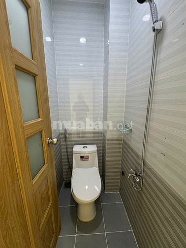 4,18 tỷ  Nhà 2 lầu sân thượng trước hưng phú p9q8 3pn nhà đẹp hẻm 3m