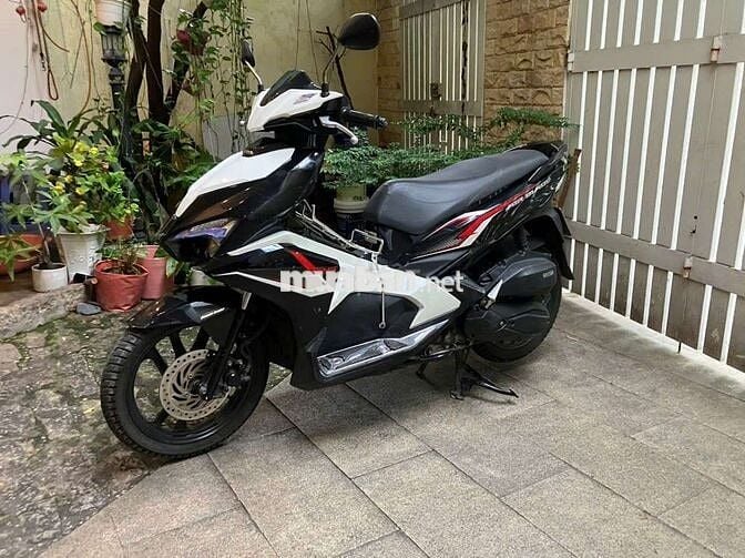 Bán xe Honda Air Blade dán keo nguyên chiếc