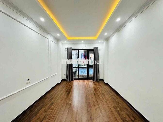 Lô Góc Ba Đình 35m2 - 5 Tầng - Gần Phố - Ở Ngay - Giá 7,6 Tỷ