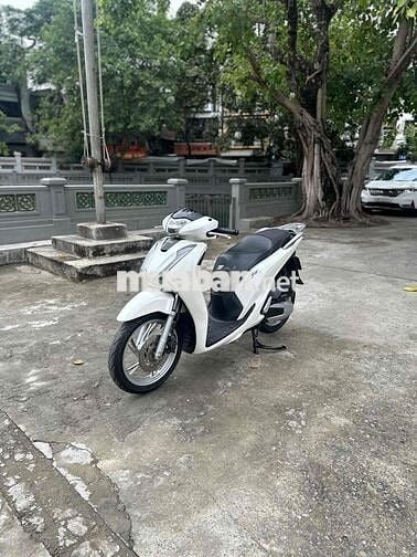 Siêu chất . Chuẩn km , lốp zin theo xe cả đôi