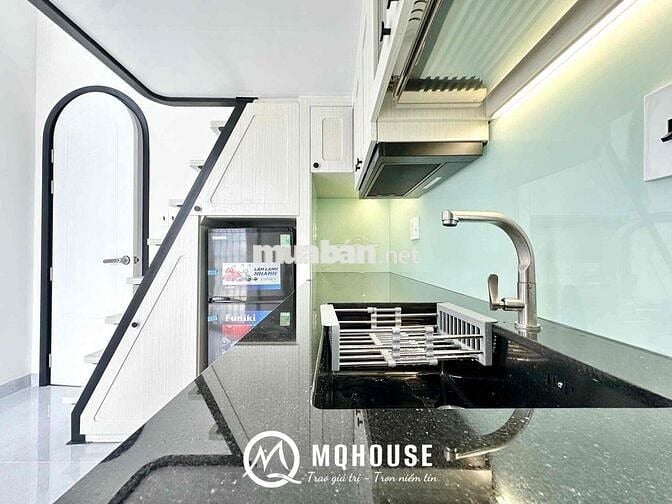 Duplex ban công, máy giặt riêng, full nội thất mới 100% ngay bốn xã