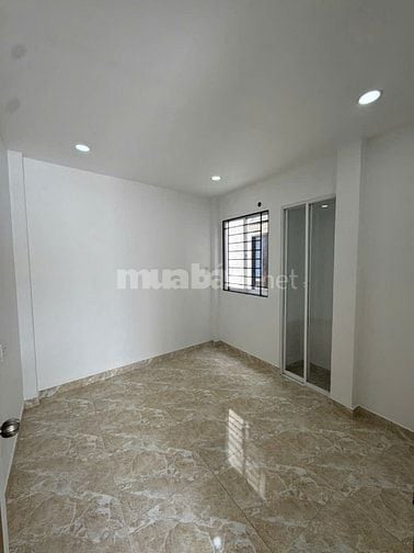 4,18 tỷ  Nhà 2 lầu sân thượng trước hưng phú p9q8 3pn nhà đẹp hẻm 3m