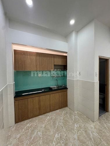 4,18 tỷ  Nhà 2 lầu sân thượng trước hưng phú p9q8 3pn nhà đẹp hẻm 3m