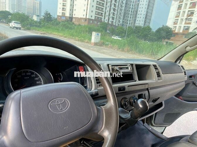 Toyota Hiace 2008 van 3 chổ 950kg