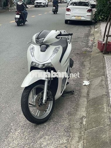 Honda SH 125 2022 màu trắng keng
