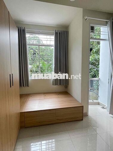 Share phòng trong nhà nguyên căn, trung tâm Phú Nhuận