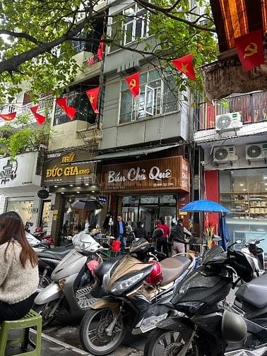 BÁN NHÀ NHỎ  . NGÕ TO . NGÃ TƯ TÔ HIẾN THÀNH 