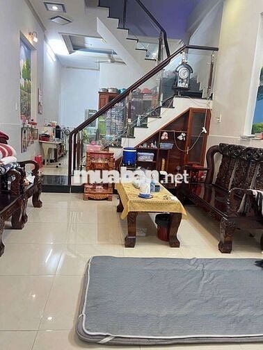 🏡 BÁN NHÀ 1 TRỆT 1 LẦU + SÂN THƯỢNG CẠNH GO DĨ AN
💰 Giá chỉ: 2,9 TỶ