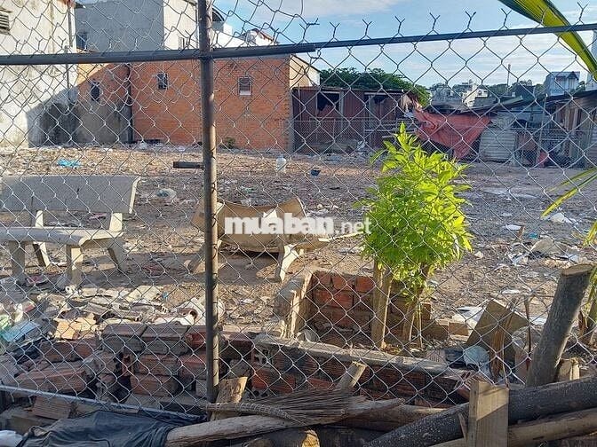 Cần bán lô đất 477m2, có sổ đỏ, hẻm 3m đường Nguyễn Hiền, phường Dĩ An