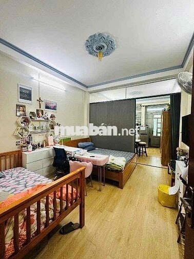 BÁN NHÀ MẶT TIỀN TÂN QUÝ -TÂN PHÚ - 5,6*17 - ĐƯỜNG NHỰA 20M - SỔ RIÊNG