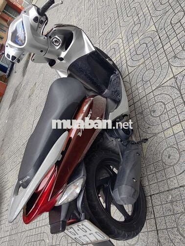 Honda Vision Fi . Biển số 67