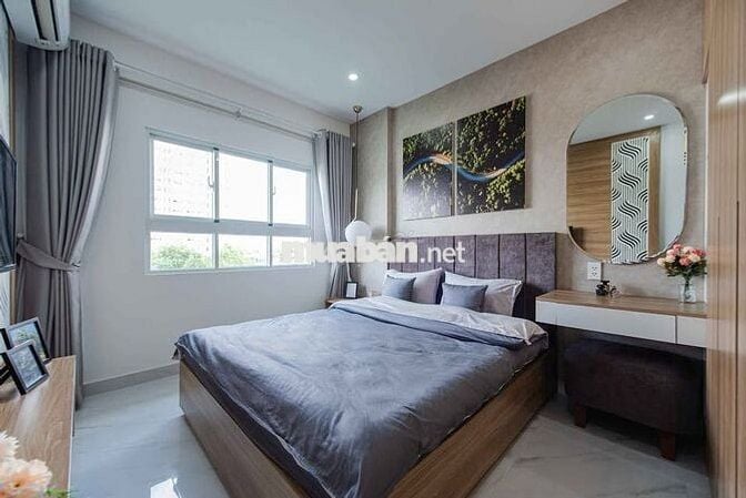 CHO THUÊ CHDV FULL NỘI THẤT BANCONG - HOÀNG DIỆU Q1