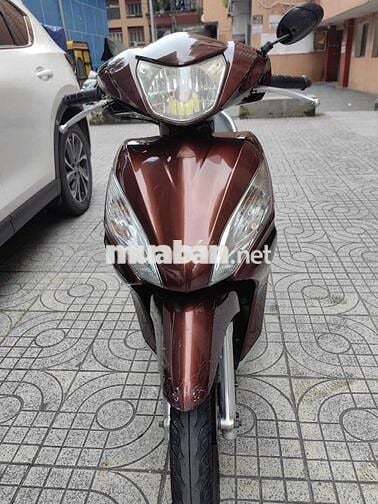 Honda Vision Fi . Biển số 67