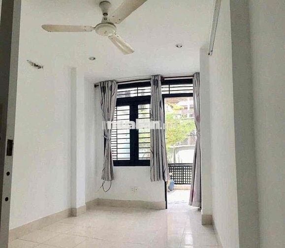 NGUYÊN CĂN MẶT TIỀN PHÚ NHUẬN ( 4 PHÒNG - 4 LẦU )