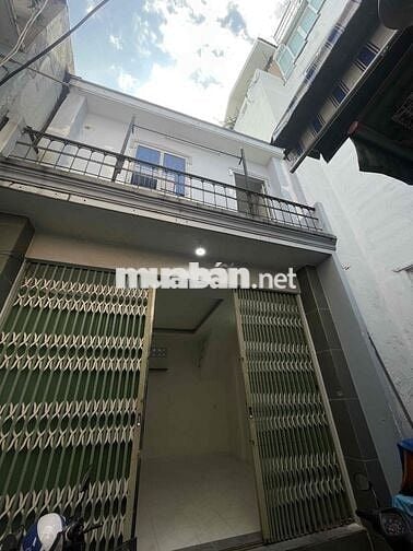 cho thuê nhà nguyên căn. 2pn2wc nhà sạch sẽ.Phan đình phùng ,p2 PN