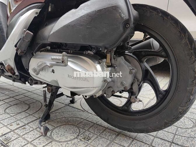 Honda Vision Fi . Biển số 67