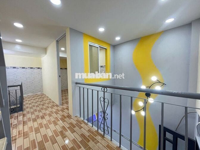 Nhà SHR dt 17m2 đúc lững 1 lầu 2pn hẻm Huỳnh Thiện Lộc, Q. Tân Phú