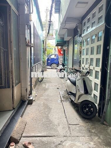 Nhà SHR dt 17m2 đúc lững 1 lầu 2pn hẻm Huỳnh Thiện Lộc, Q. Tân Phú