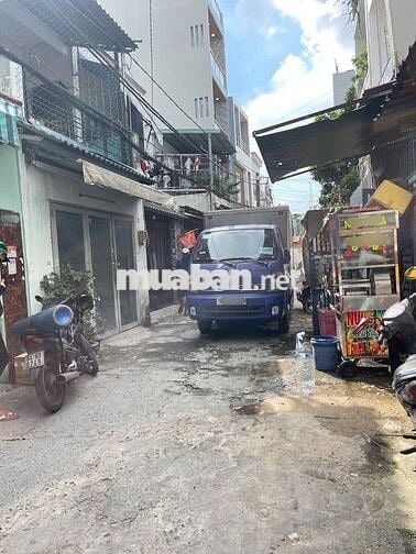 Nhà SHR dt 17m2 đúc lững 1 lầu 2pn hẻm Huỳnh Thiện Lộc, Q. Tân Phú